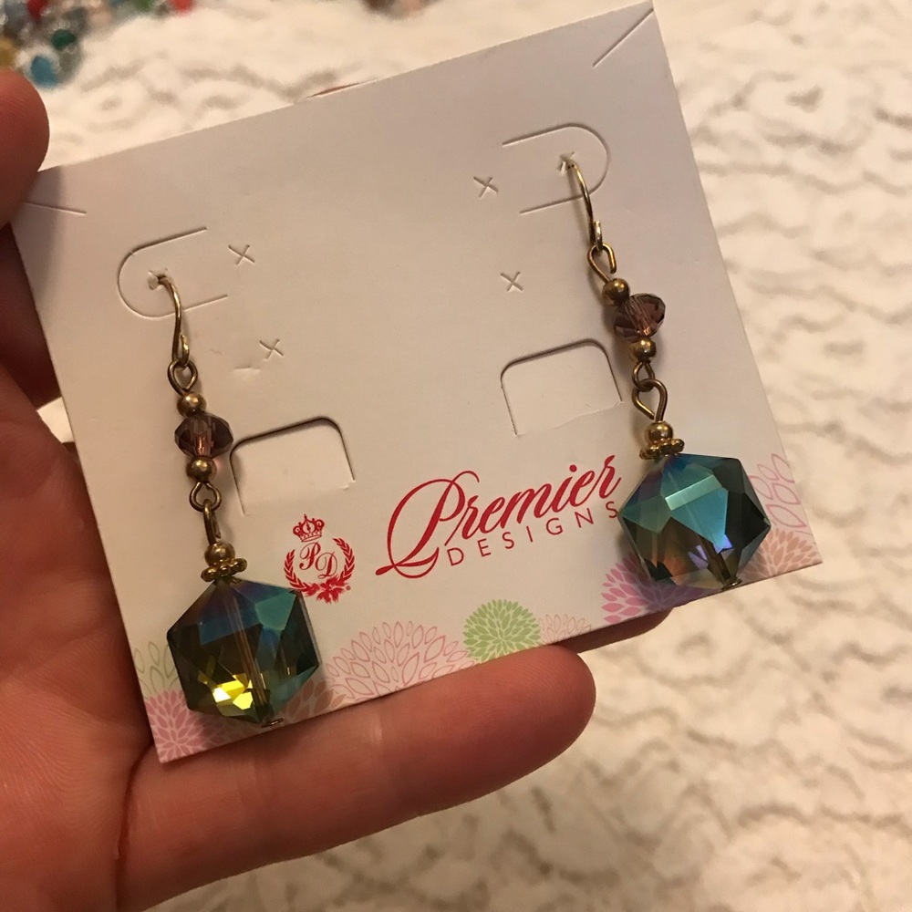 PREMIER DESIGNS “Paradise found” dangle earrings